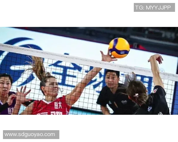 深圳排球队心理素质提升之路:热议背后的变革与挑战 深圳排球队心理素质提升之路:热议背后的变革与挑战