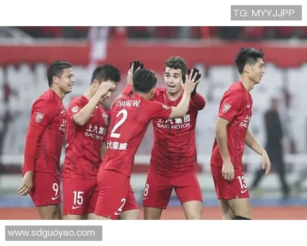 上海足球队中路突破革新之路探索与战术解析